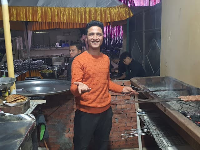 مطعم أخويا صالح