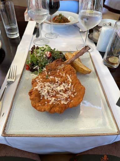 Alfredo Restaurant Mariott