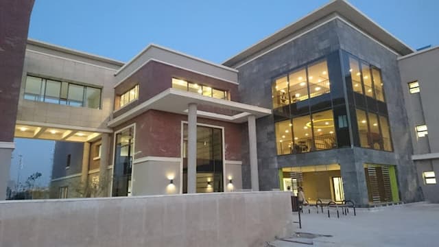 El Alsson British and American International School NEWGIZA