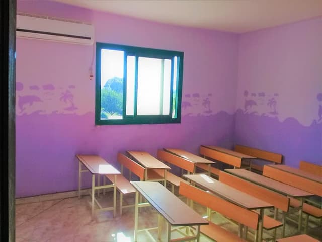 مركز فيصل للتعليم السوداني - قسم اللغة الانجليزية