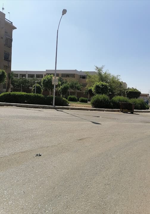 مدرسة الفتح للتعليم الأساسي (الحي السادس-الشباب)