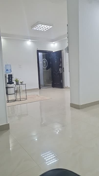 Royal Dental Clinic