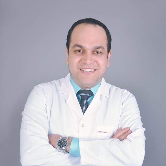 عيادة د / ابراهيم حسان للانف والأذن