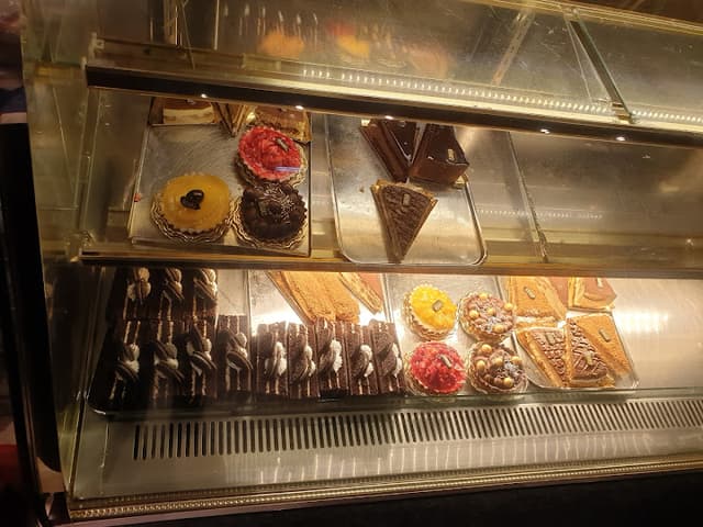 حلواني السويس