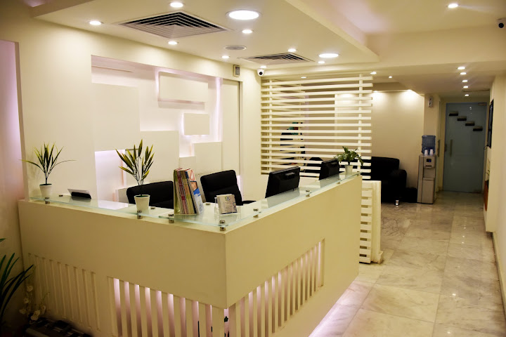 Korayem Dental Clinic (عيادة كريم لطب و تجميل الأسنان)