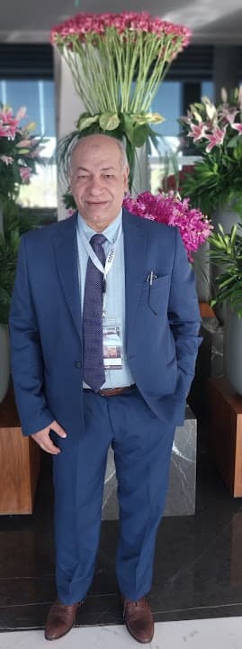 عيادة الدكتور: طارق عبد الغني النجار