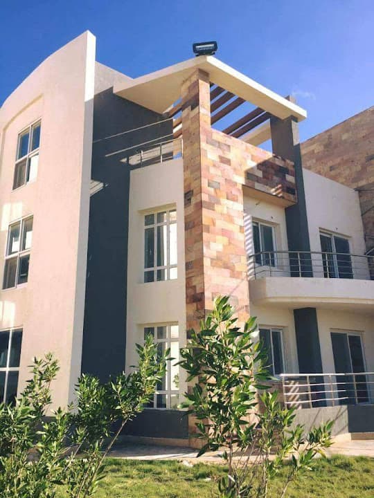 شركة مارسيليا للاستثمار العقاري