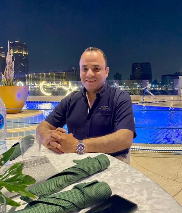 مكتب المهندس مدحت الشارونى للتسويق العقاري والتشطيبات