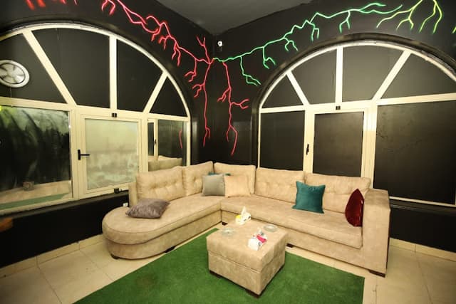 بلايستيشن شامبليون الشروق