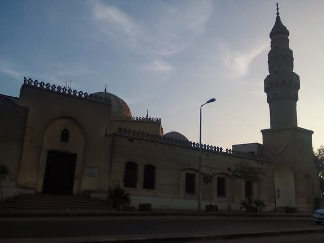 مسجد د حسن عباس زكي