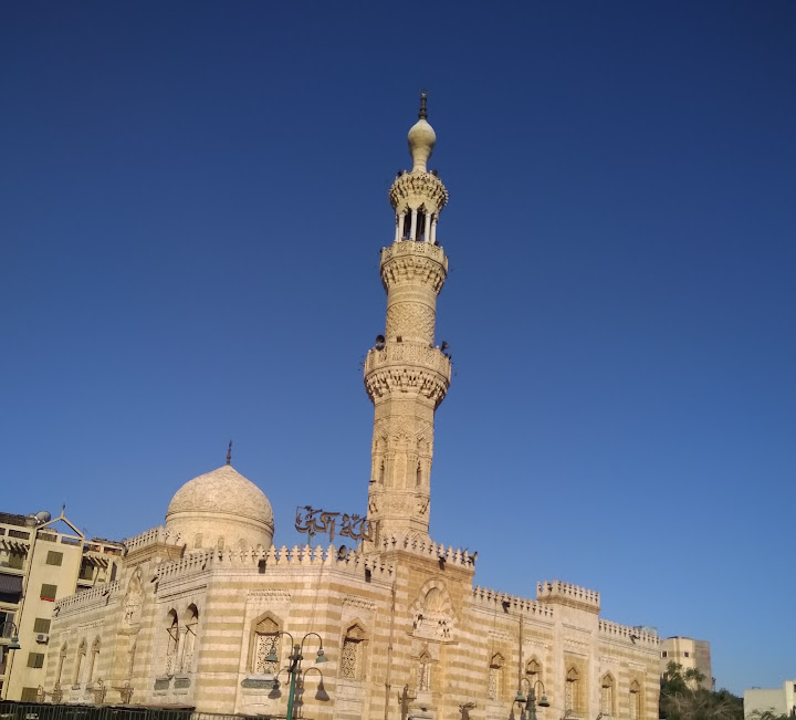 El Sayyeda Aisha Mosque