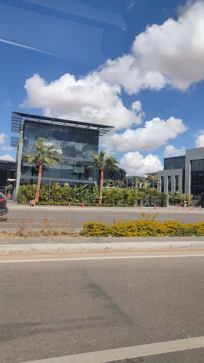 People & Places - بيبول & بليسيس