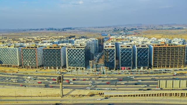 مجموعة المرشدى | مقرمبيعات وان قطامية