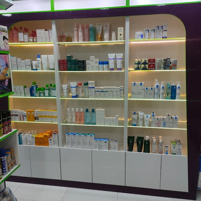 صيدلية د/خالد رائد