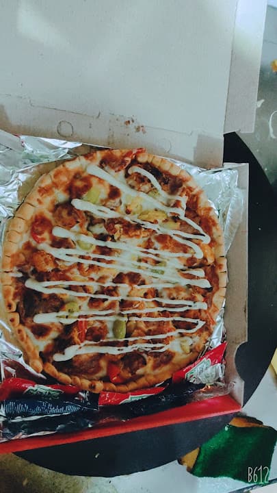 مطعم القائد بيتزا وكريب