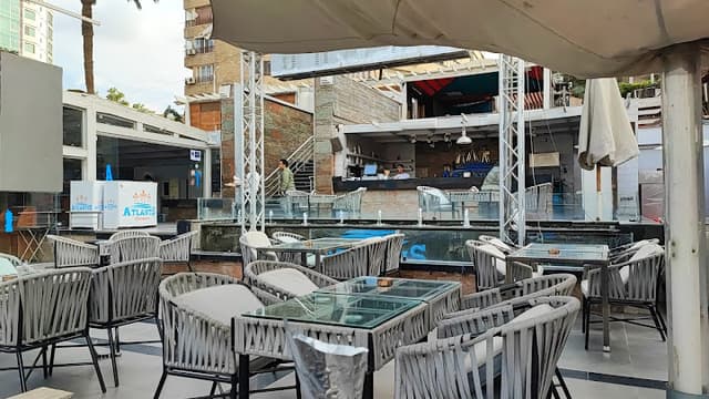 Atlantis Corners Restaurant & Cafe