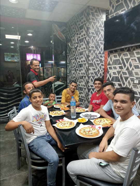 مطعم بيتزا وفطائر المهندس بقليوب