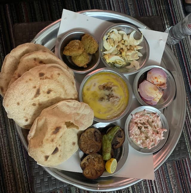 مطعم الواحي _ فيصل