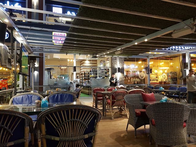 Alfredo restaurant