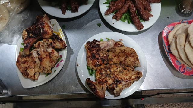 مطعم مشويات السلام