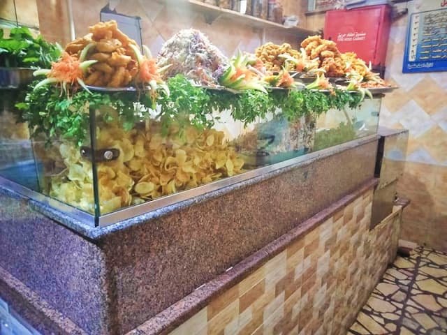 مطعم فول احمد طعمية