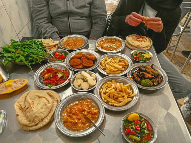 مطعم كمونة