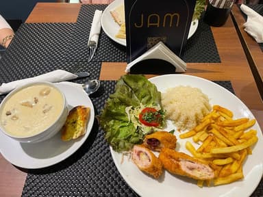 JAM Lounge