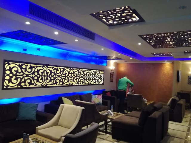 مطعم وكافيه تنوره