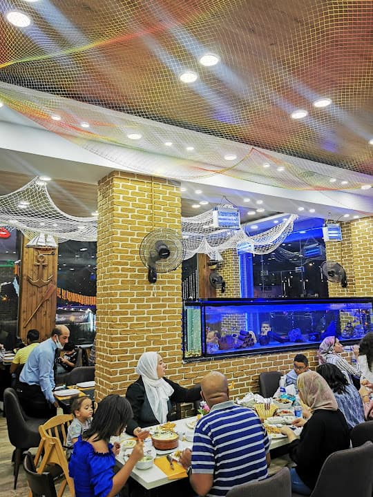 المركب للمأكولات البحرية