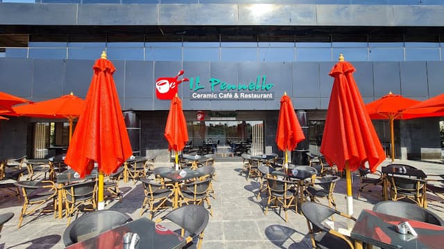 Il Pennello Ceramic cafe and Restaurant