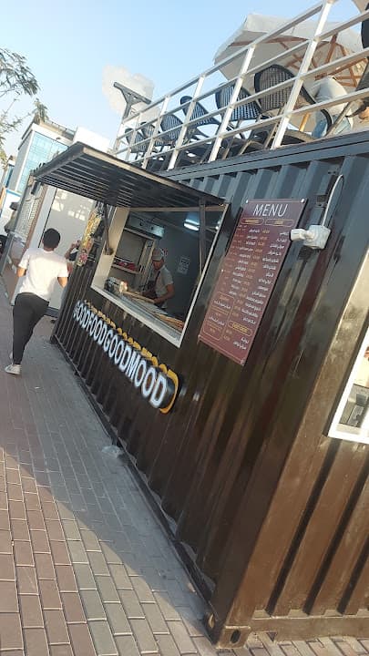 Holy Crepe - Smart Village