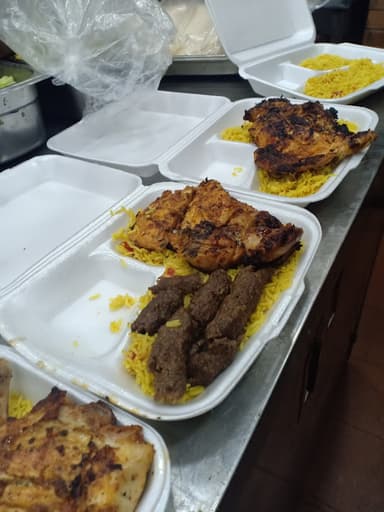 Pochinki Restaurant - مطعم بوشنكى ( فرع مدينة الشروق)