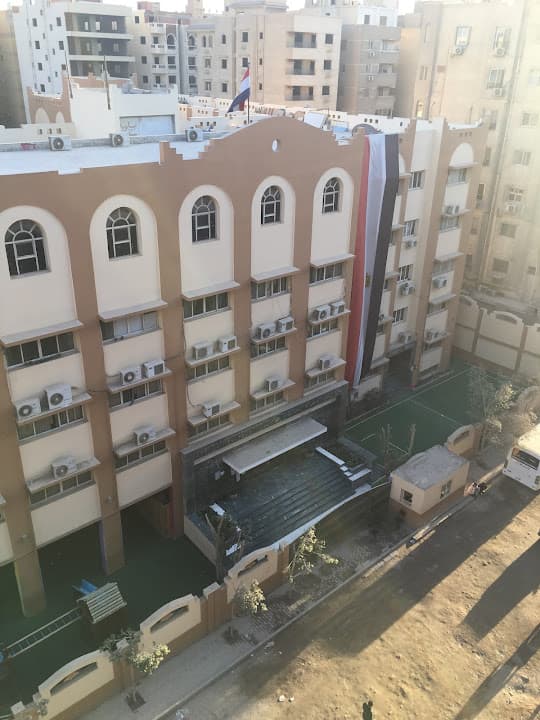 Amgad International Language School