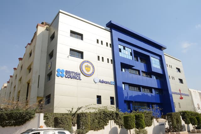 Manarat Maadi International School