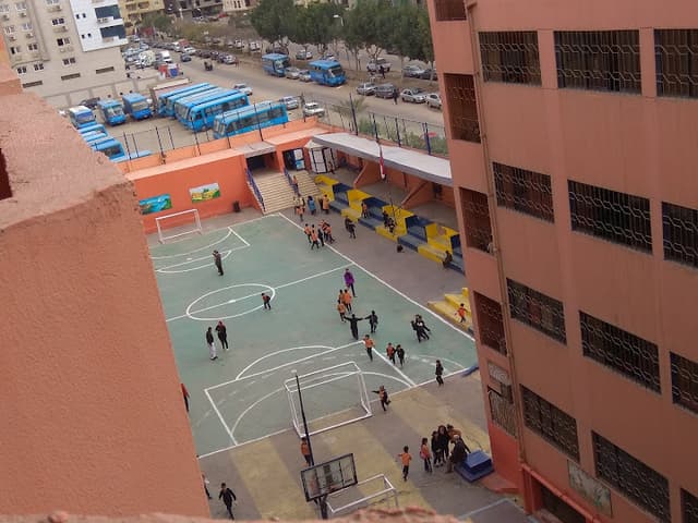 Al Bayan Modern School