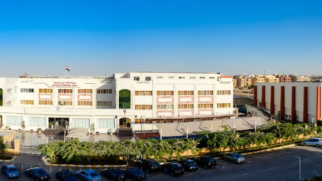Salahaldin International School