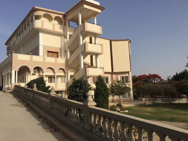 Saint Mickel college school