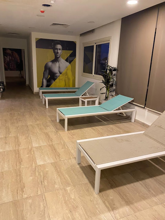 Lee spa massage