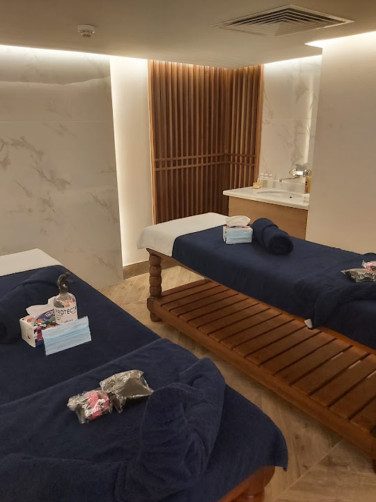 LOTUS SPA