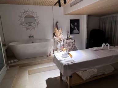 MOSCOW COLORS BEAUTY LOUNGE & SPA