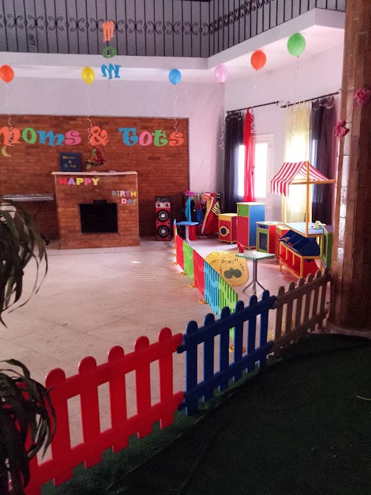 Moms & Tots Preschool