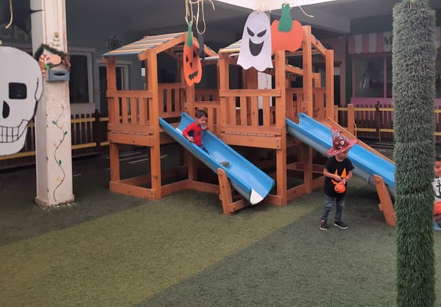 Apple seeds preschool