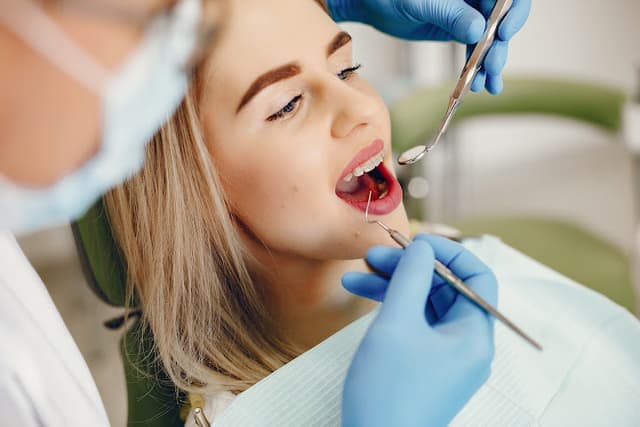 Dental House Dr.Hanaa Fouad - مركز د/هناء فؤاد لعلاج وتجميل الأسنان