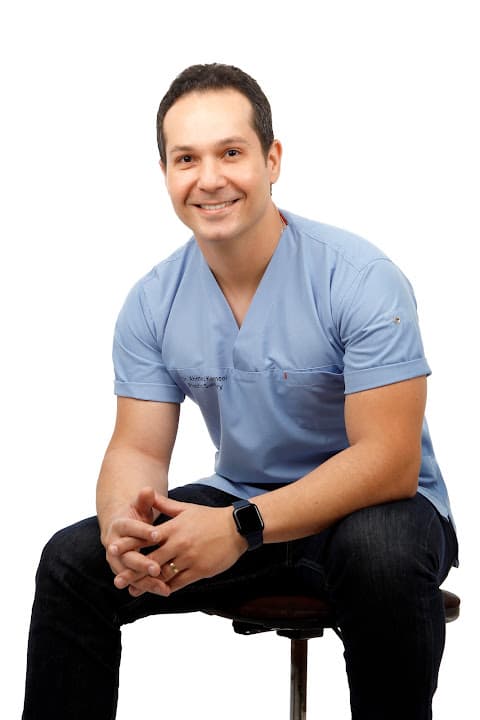 عيادة د أحمد كميل مصيلحي جراح تجميل