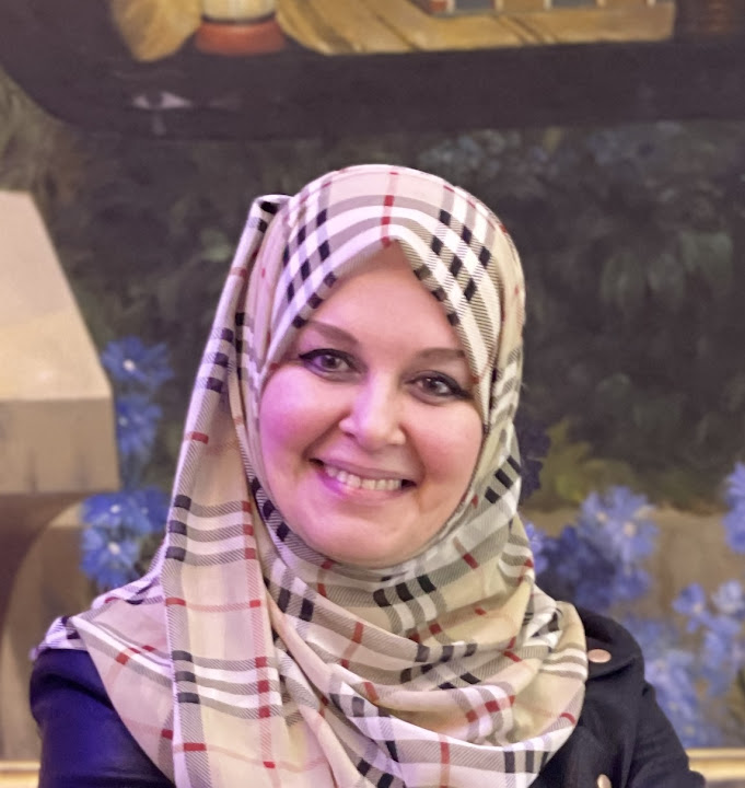 دكتورة غادة شعيب اخصائية التغذيه العلاجية وعلاج السمنة و النحافة