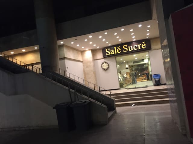 Maccahtio Restaurant & Cafe