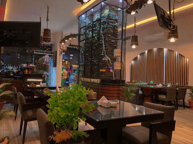 Micasa Cafe & Restaurant