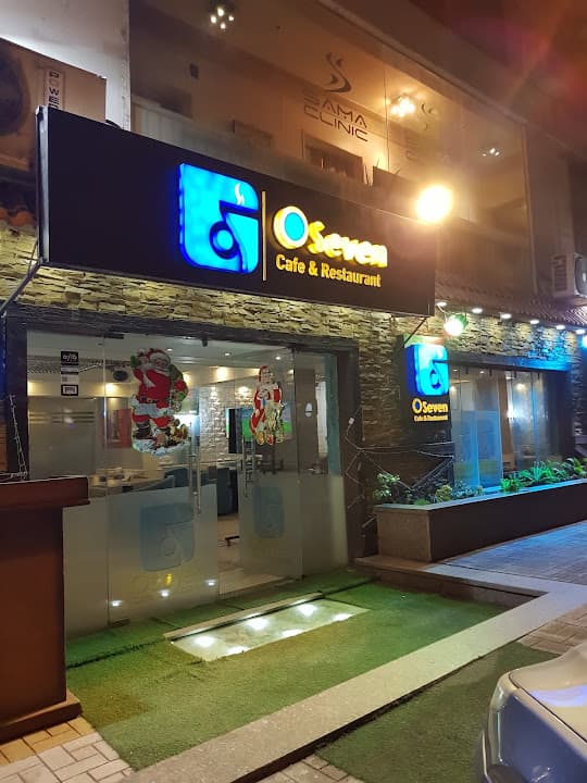 Oseven Cafe & Restaurant
