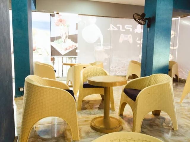 كافيه بوشنكي Pochinki cafe