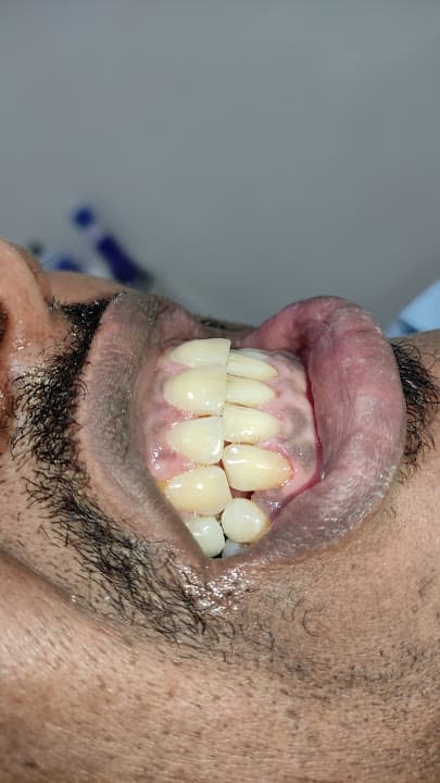 المركز المتكامل لطب الأسنان بالمهندسين